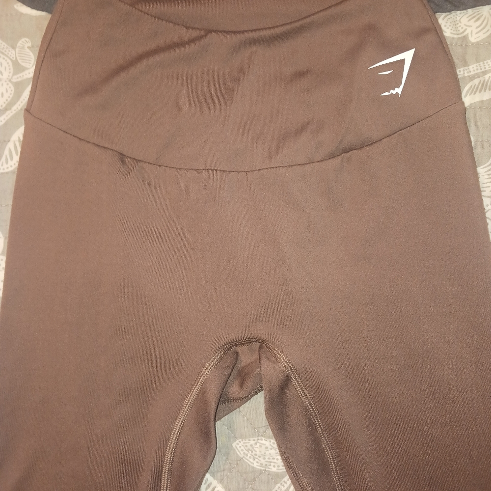 Gymshark Workout Set - Picture 3 of 4